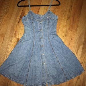 Jean dress size 3